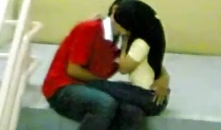 Trẻ sinh sex hoc sinh nhật ban viên