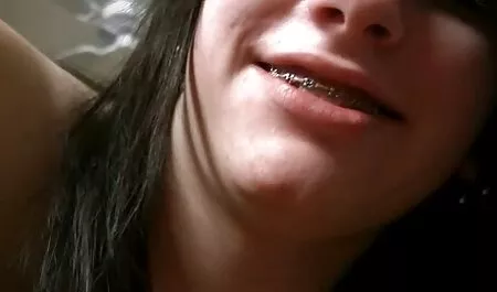 Sâu trong phim sex nhat ban hoc sinh phòng tắm trước gương