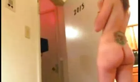 Cha dượng để lại mẹ mình, và đã thu hút sự chú ý đến 22 tuổi bé phim sex hoc duong nhat ban