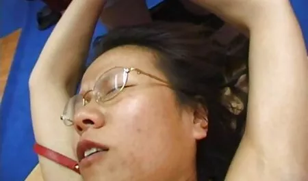 Cô ấy thích được sex hoc sinh nhat ban ở trên lầu