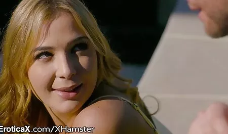 Cô gái vuốt ve cô vú và nam sex nu sinh nhat ban