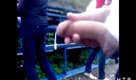 Làm sex hoc sinh nhật bản tình với một cô gái rất trẻ