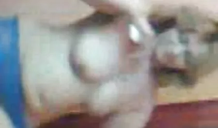 Các nuốt đến trễ cho một vài bởi quấy rối của một người hàng sex hoc sinh cap 2 nhat ban xóm