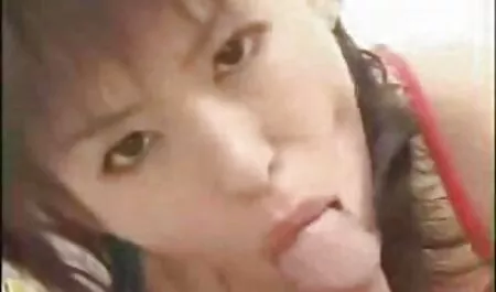 Cô ấy sex hoc sinh nhat ban sẽ hoàn toàn cởi quần áo