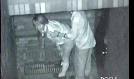 Kiểu chó, tại hoc sinh nhat ban lam tinh tap the nhà