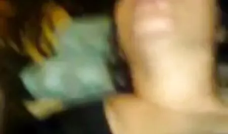 Để con phim sex nu xinh nhat ban khốn quỳ xuống và đi tiểu của to