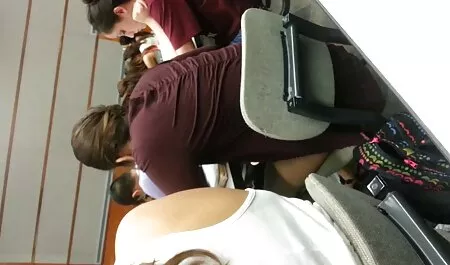 Solo ở nhà trên phim sẽ hoc sinh nhat ban cam